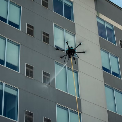 HOTEL WINDOW CLEANING
